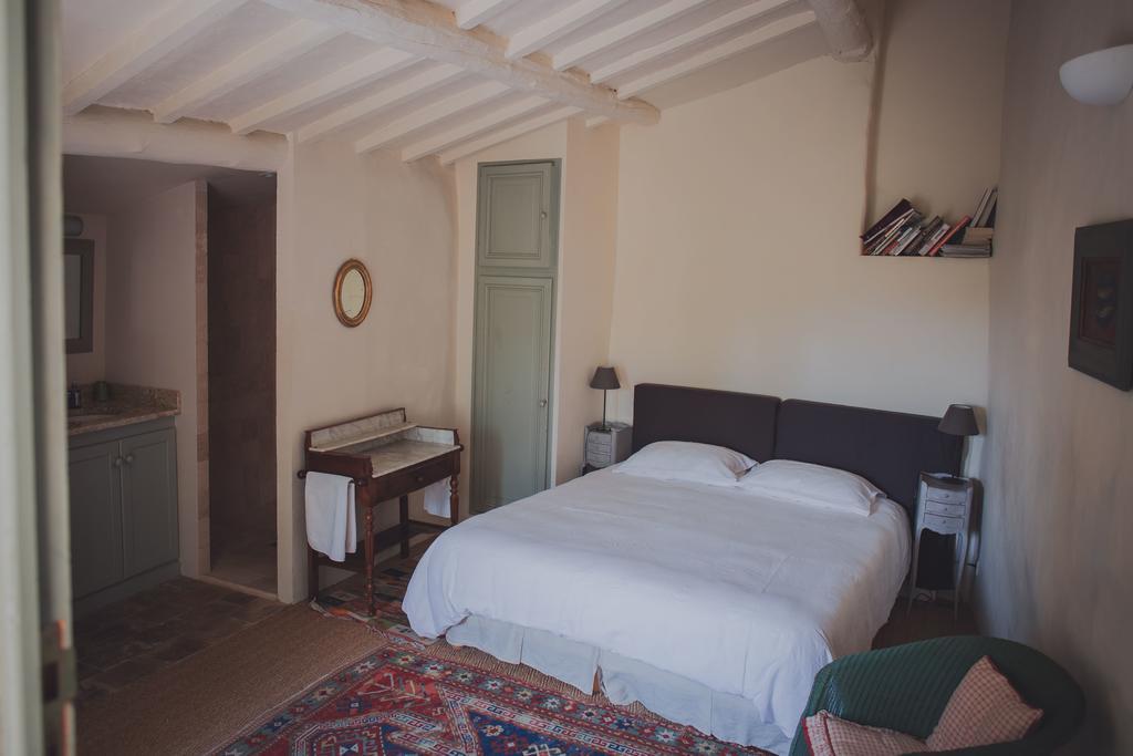 Ancienne Maison Des Gardes Lourmarin Buitenkant foto